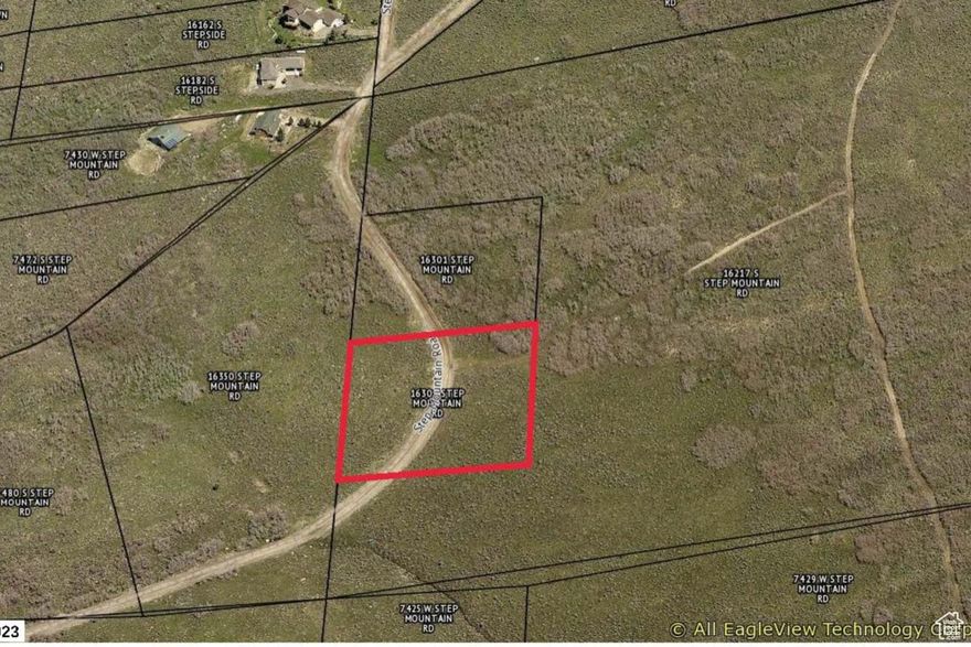 Rose Canyon Parcels invite you to experience country living at its finest, where every moment is infused with the serenity of peaceful surroundings. For those with a passion for equestrian pursuits, Rose Canyon Parcels provide ample space for horse enthusiasts to create their own private stables. Rose Canyon Parcels cater to those seeking a harmonious blend of rural tranquility and the joy of animal companionship. Despite the idyllic rural setting, Rose Canyon Parcels are strategically located to enjoy the luxury of country living without sacrificing convenience, as shopping and retail destinations are less than 20 minutes away. Embrace the beauty of nature as you build your dream home on these pristine parcels. Please reference RC 54 when reaching out for more information. Additional Parcels Available. Seller Financing Available.