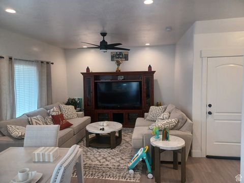 Tiny photo for 1867 S LONGVIEW RD, Santaquin, UT 84655 (MLS # 2112898)