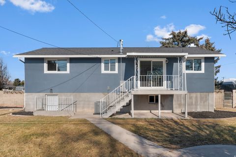 Tiny photo for 3329 W SUNNYBROOK DR, West Valley City, UT 84119 (MLS # 2128571)