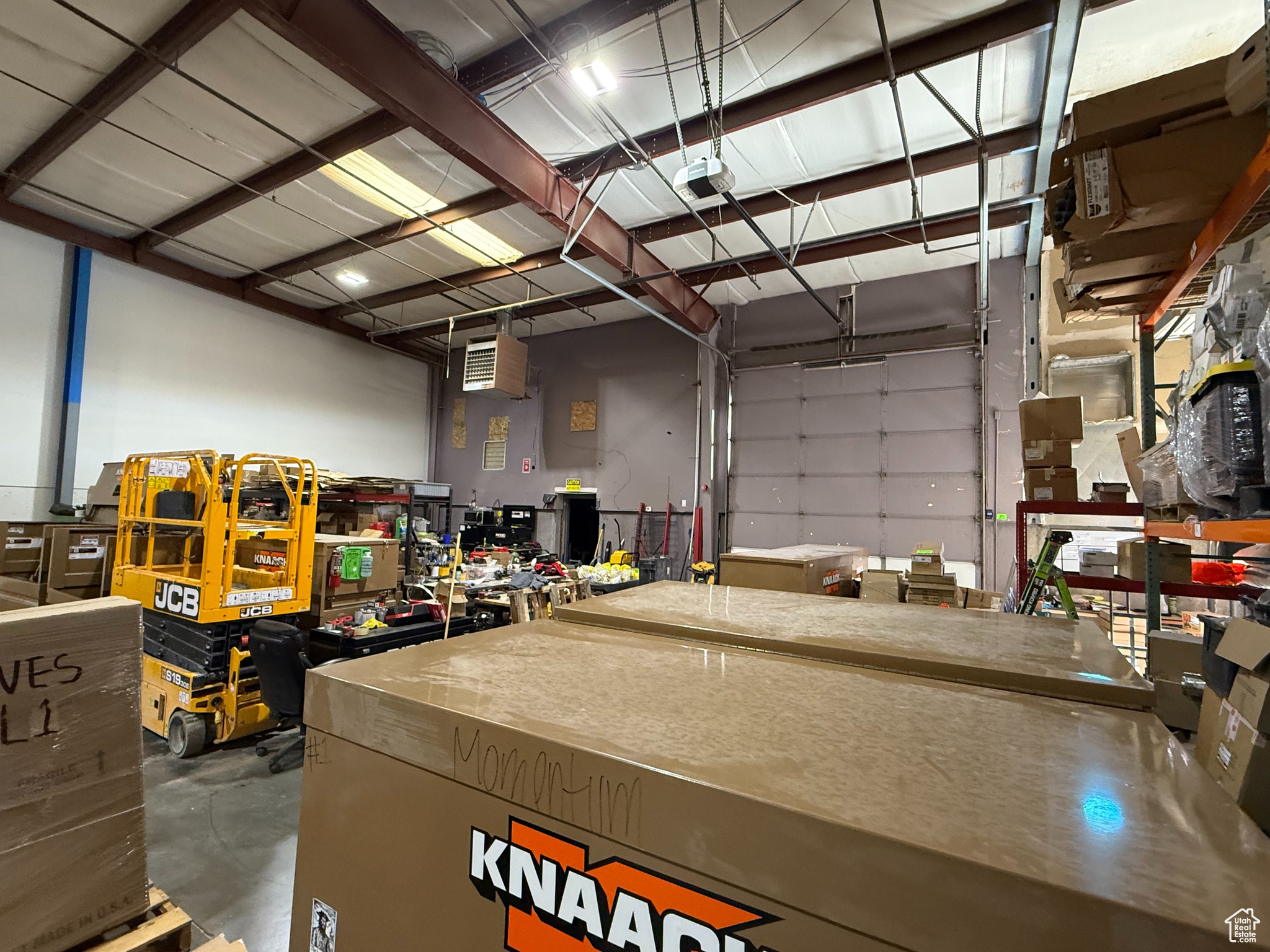 LANDINGS POINT CON - Commercial Sale