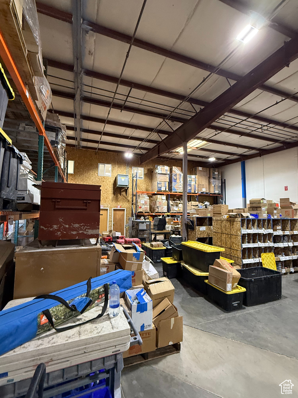 LANDINGS POINT CON - Commercial Sale