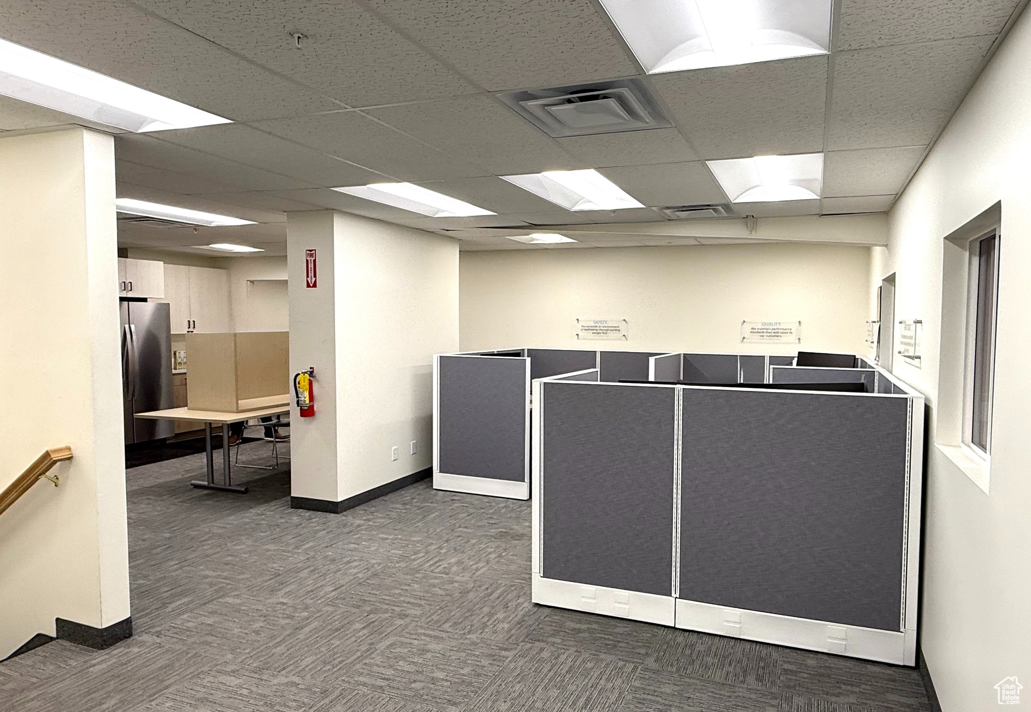 LANDINGS POINT CON - Commercial Sale