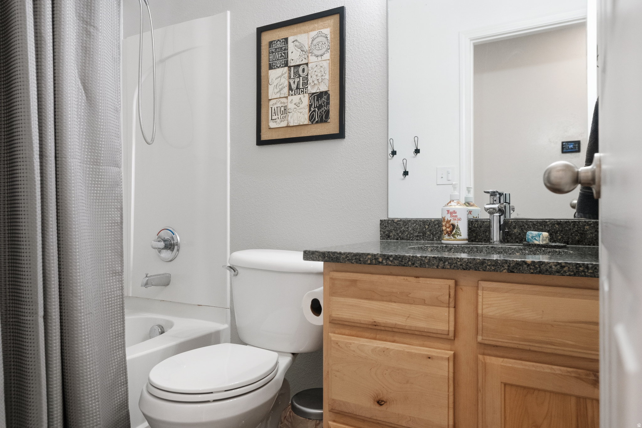 HAMILTON FARMS PHASE - Residential