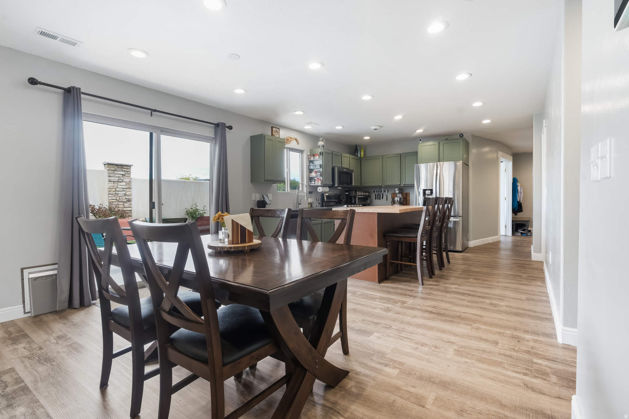 HAMILTON FARMS PHASE - Residential