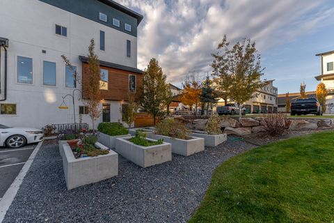 Tiny photo for 506 W 2200 N, Layton, UT 84041 (MLS # 2121974)