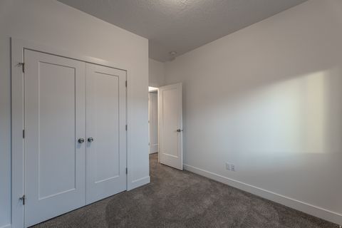 Tiny photo for 506 W 2200 N, Layton, UT 84041 (MLS # 2121974)