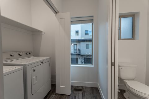 Tiny photo for 506 W 2200 N, Layton, UT 84041 (MLS # 2121974)