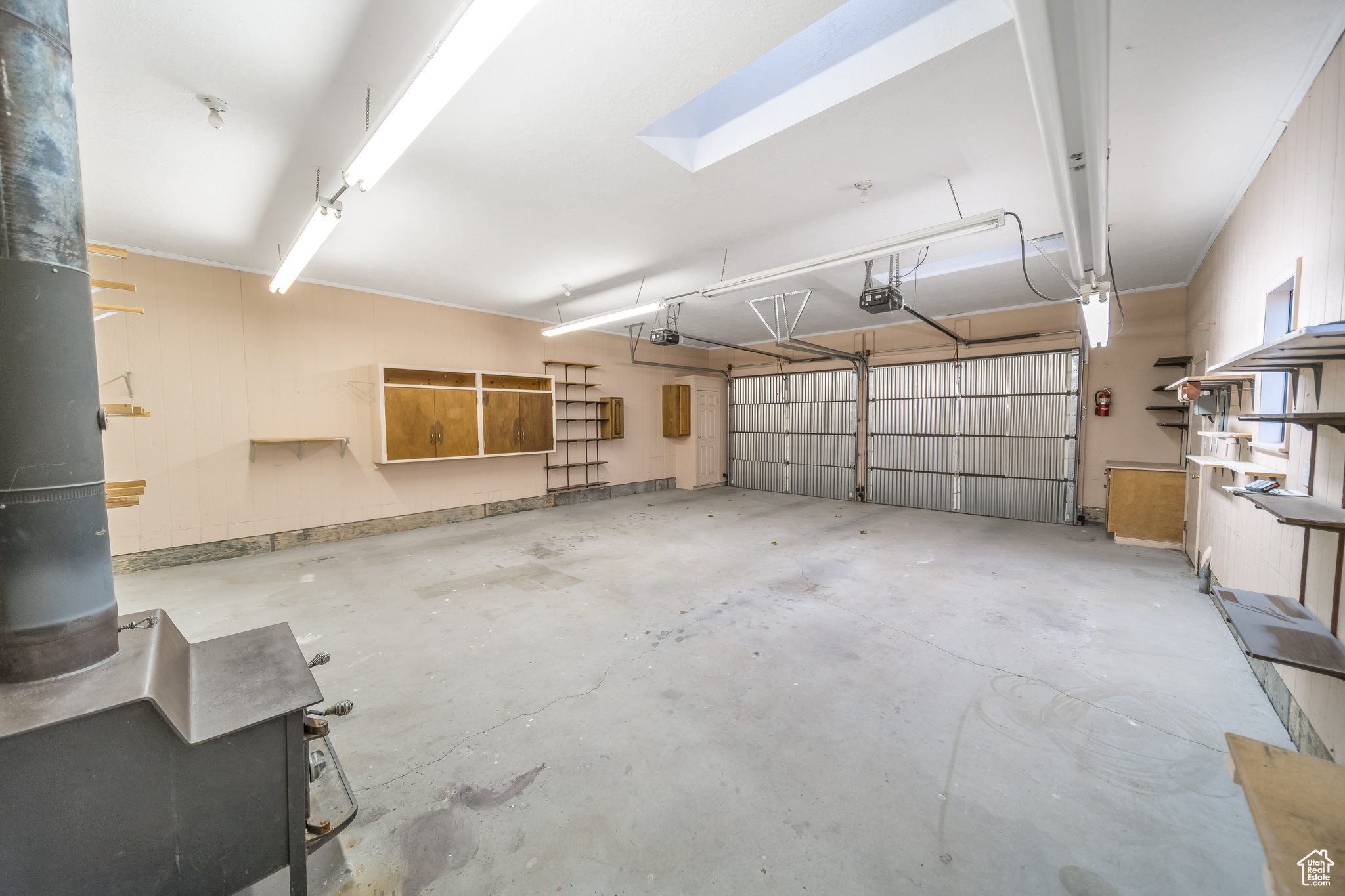 HILLCREST - Residential