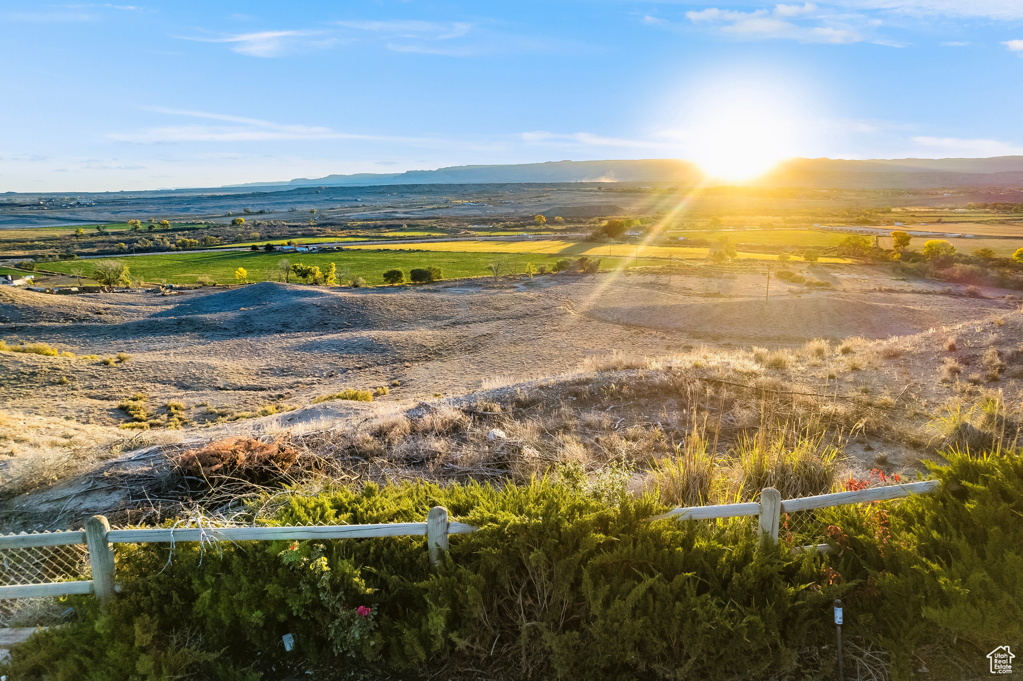 HILLCREST - Residential