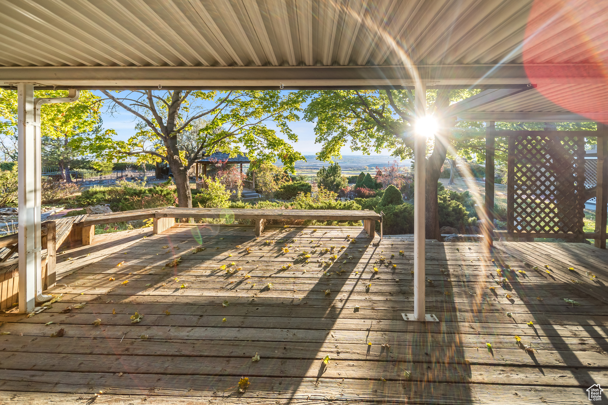 HILLCREST - Residential