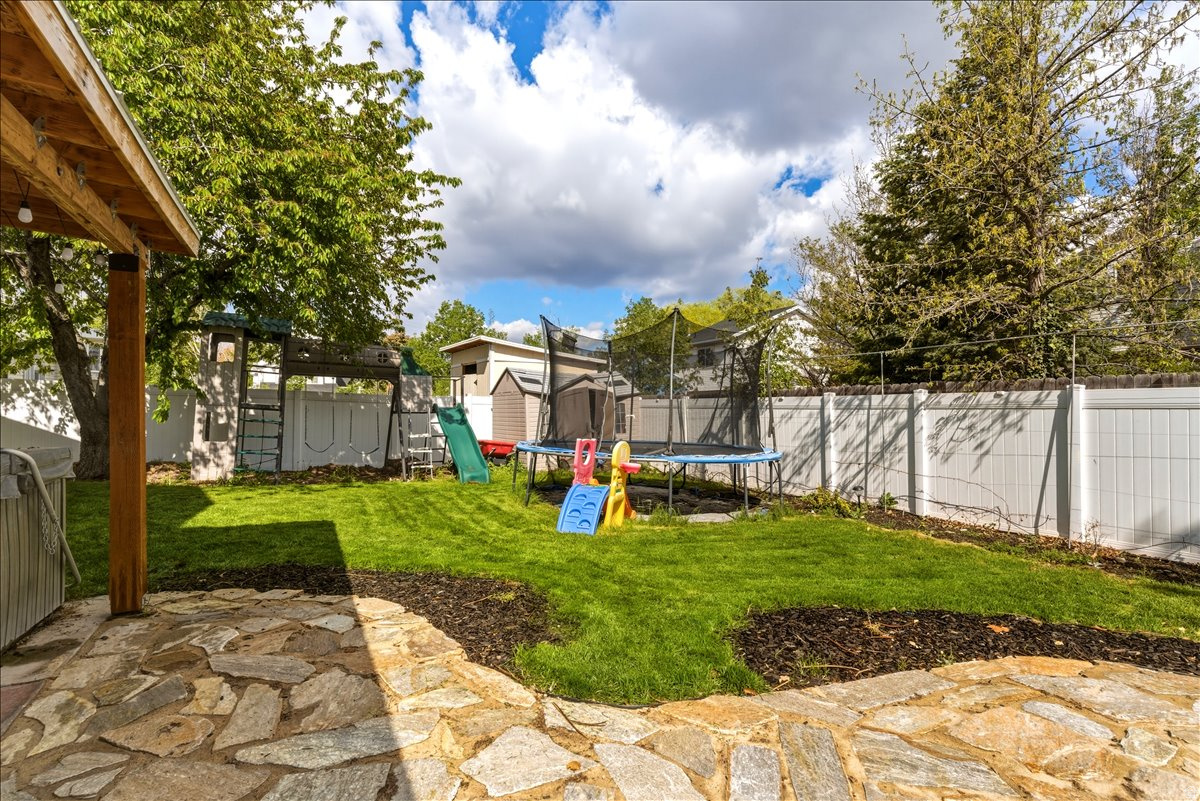 SUNCREST - Residential