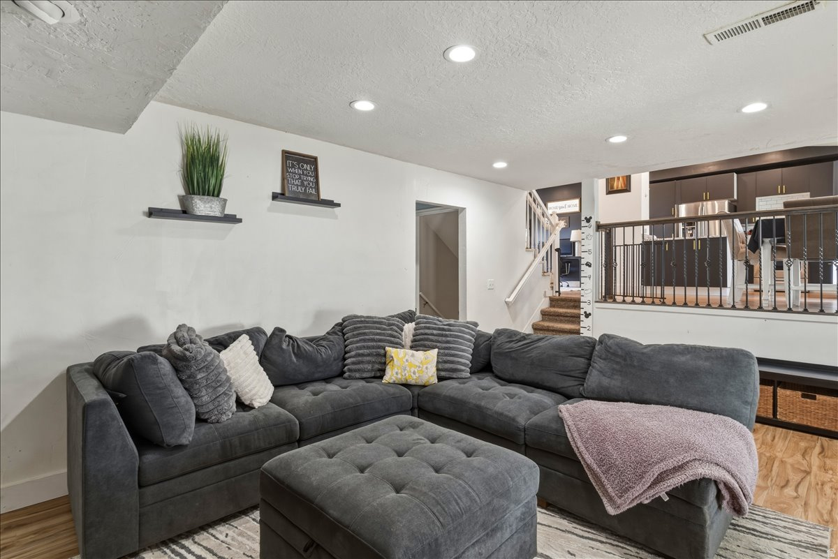 SUNCREST - Residential