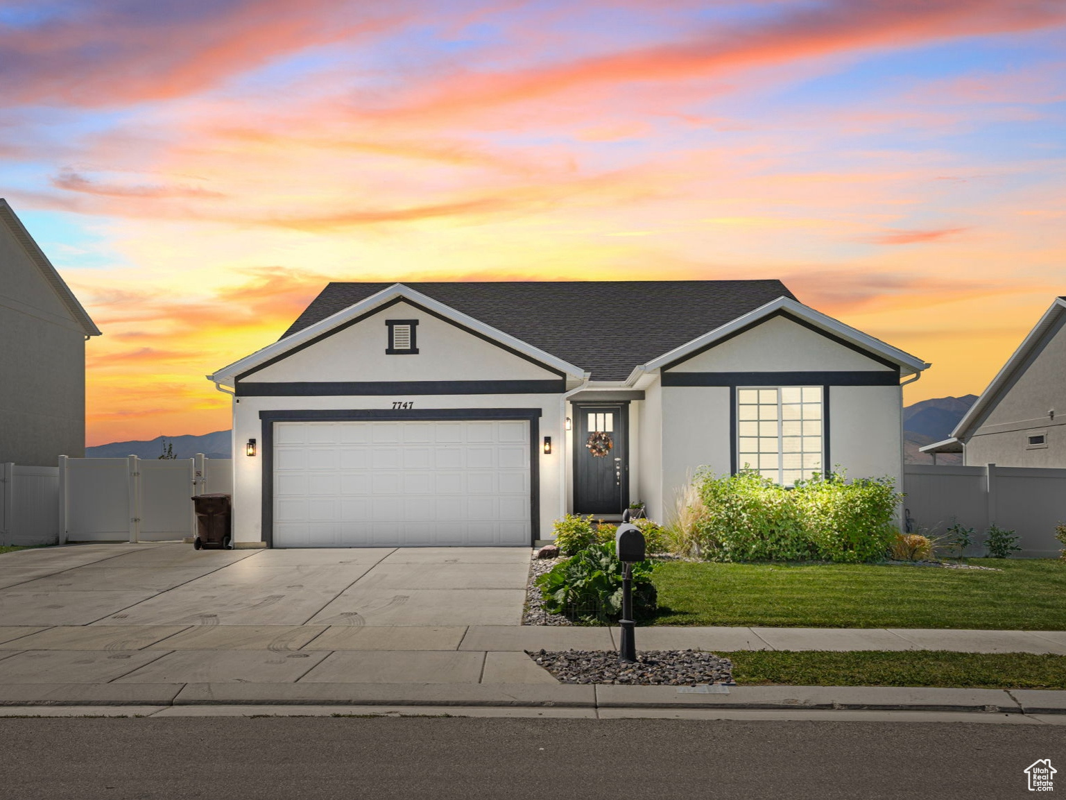 LONE TREE - Residential