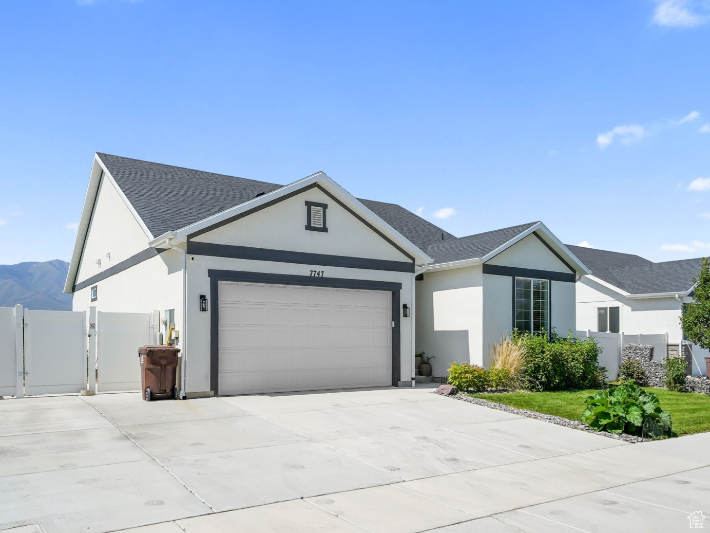 LONE TREE - Residential