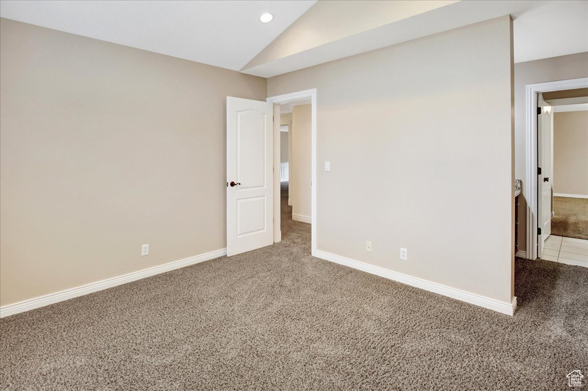 HIDDEN SHADOW ESTATES - Residential