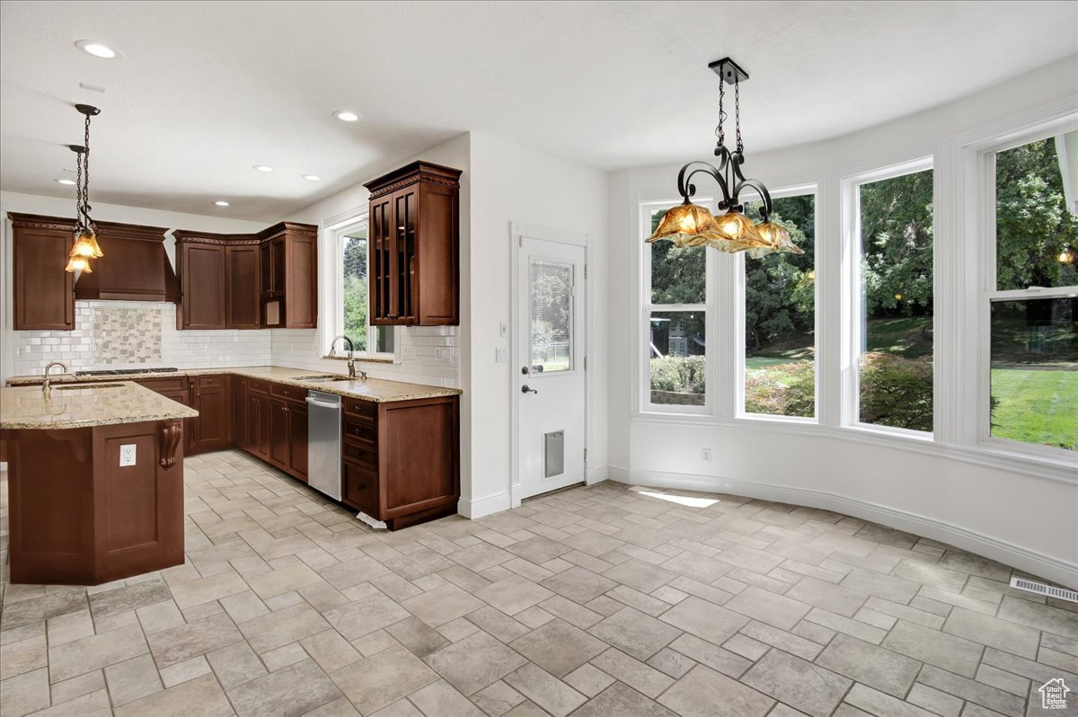 HIDDEN SHADOW ESTATES - Residential