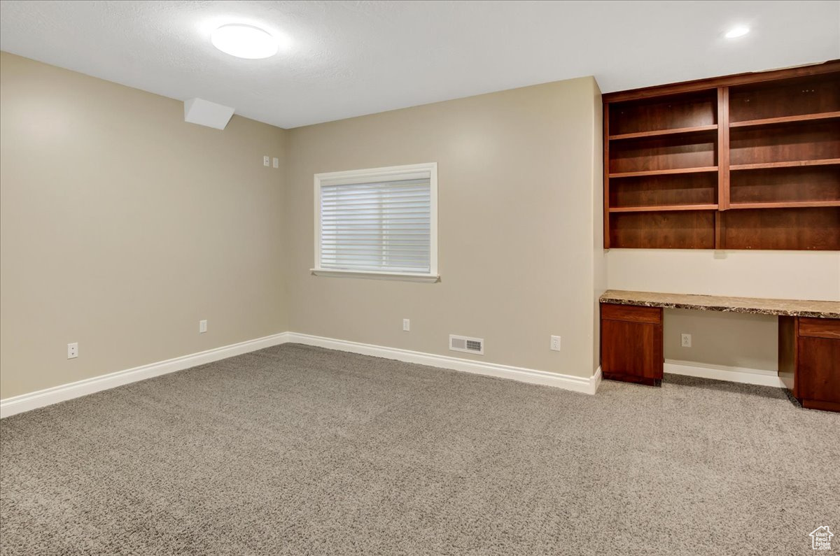 HIDDEN SHADOW ESTATES - Residential