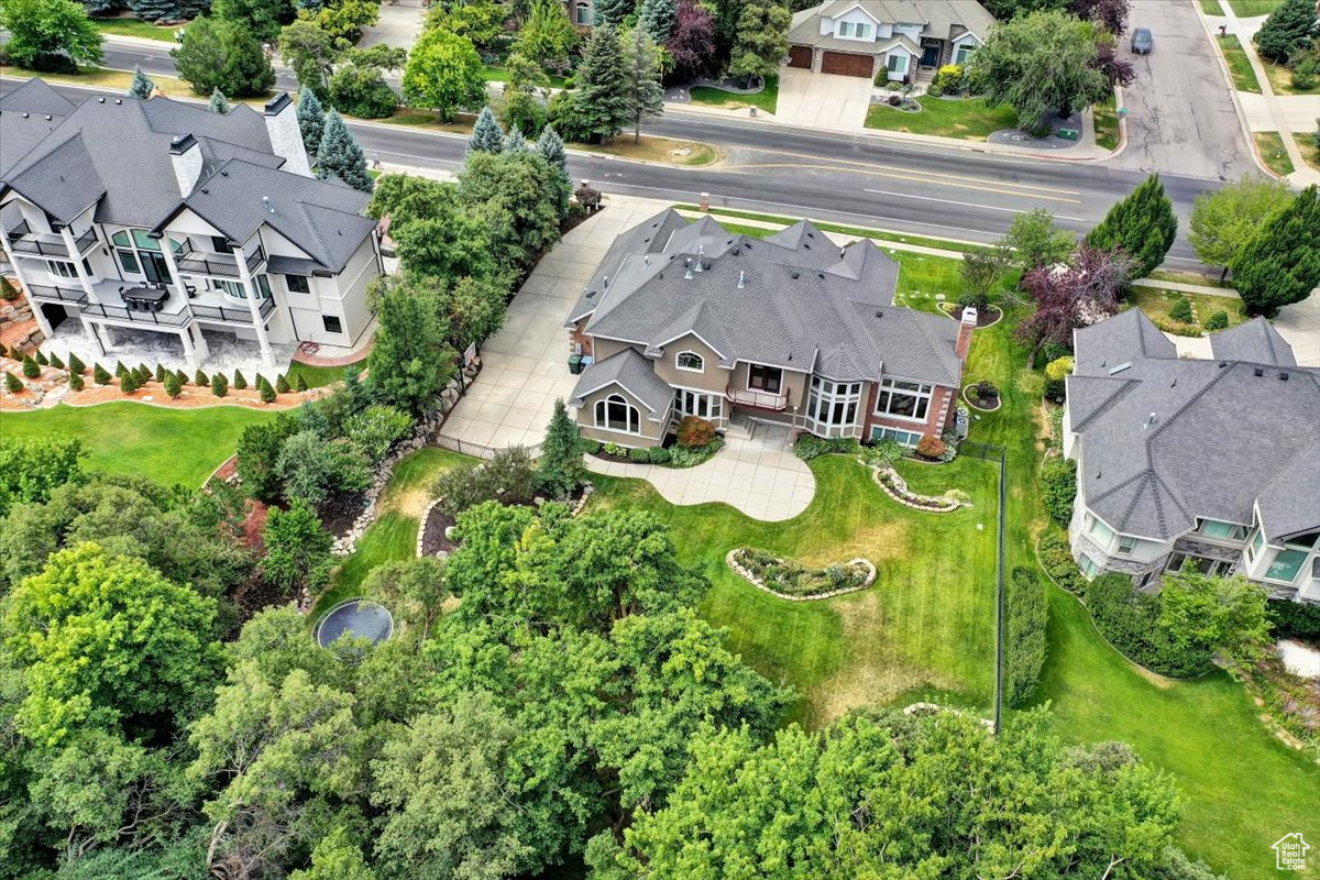 HIDDEN SHADOW ESTATES - Residential