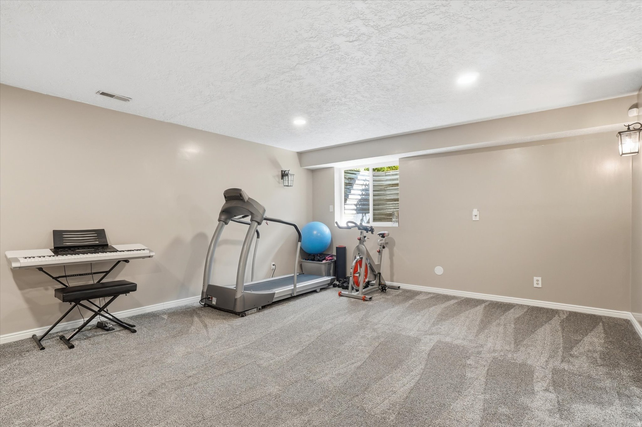 THREE MILE CREEK - Residential