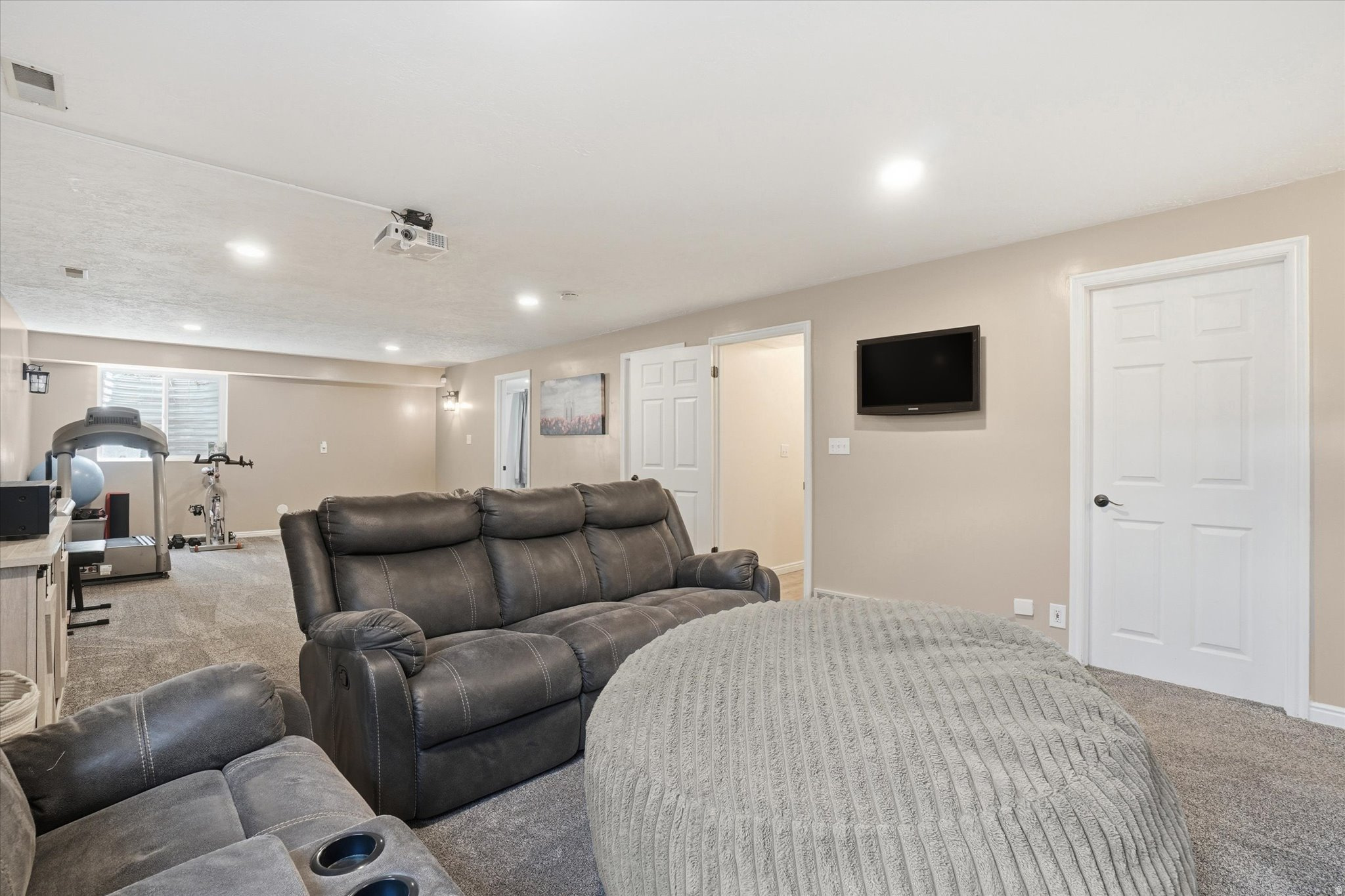 THREE MILE CREEK - Residential