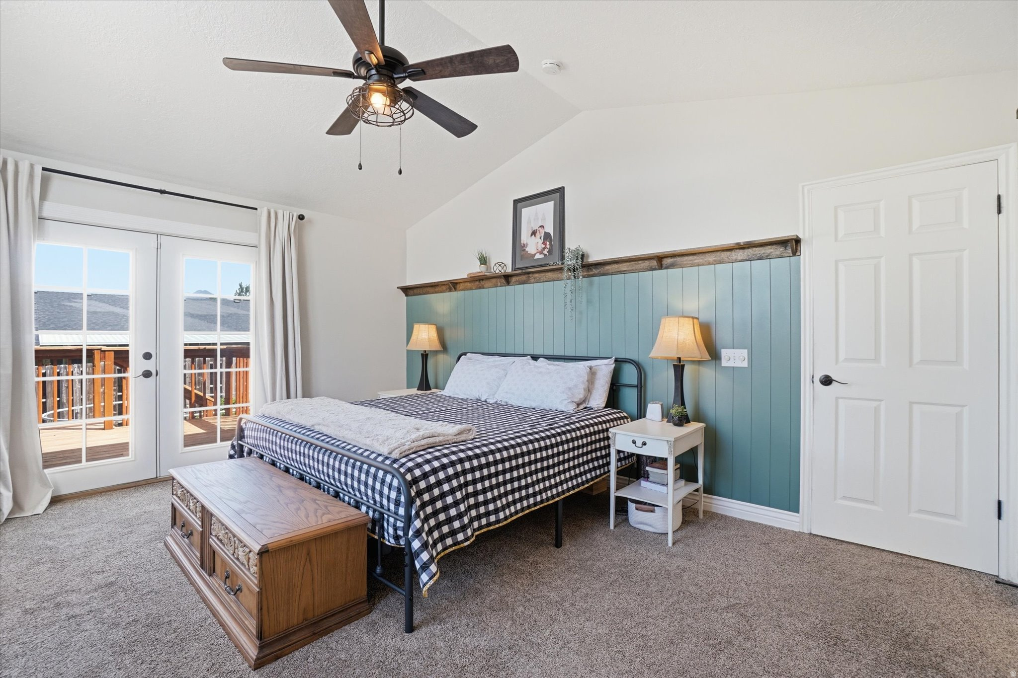 THREE MILE CREEK - Residential