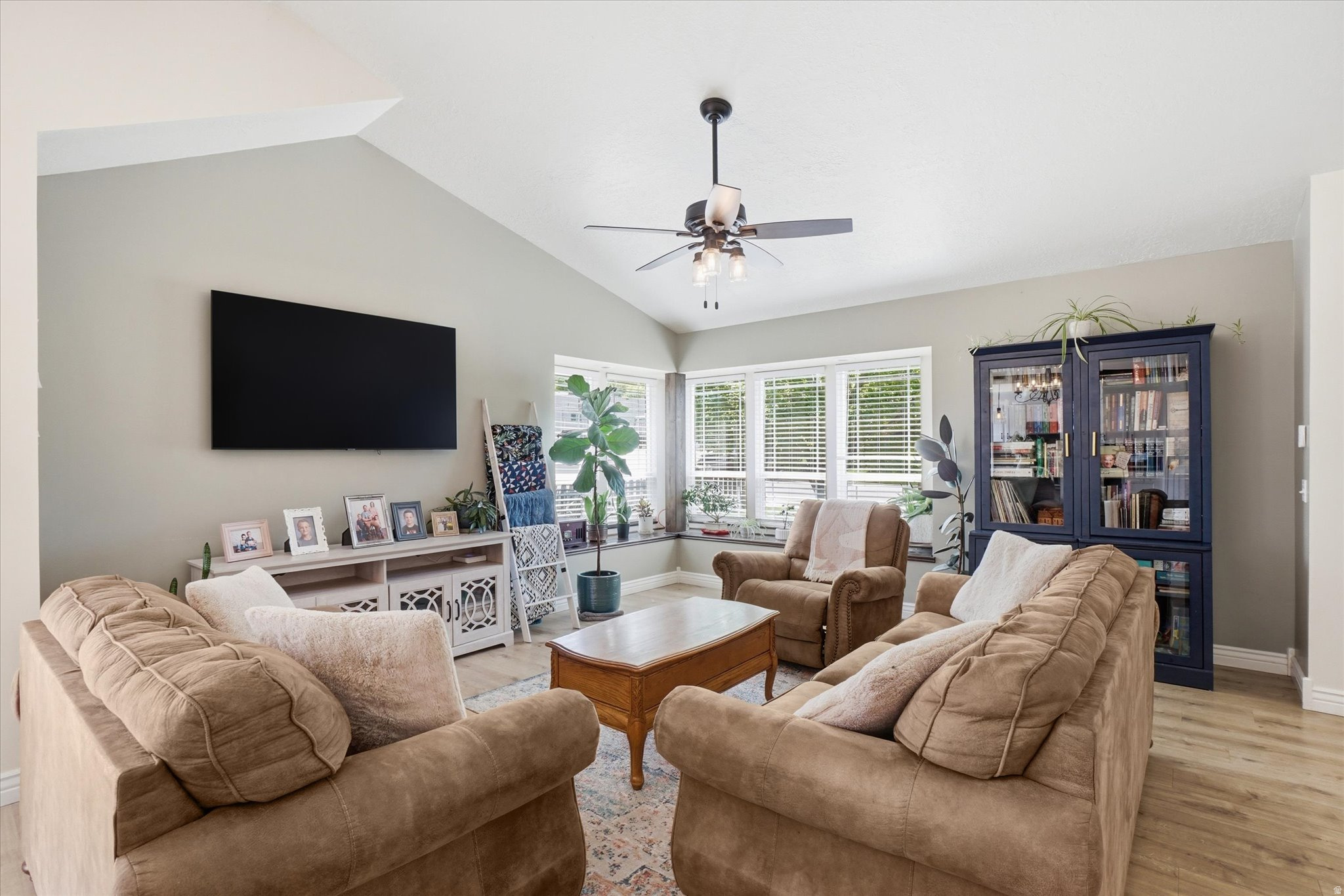 THREE MILE CREEK - Residential