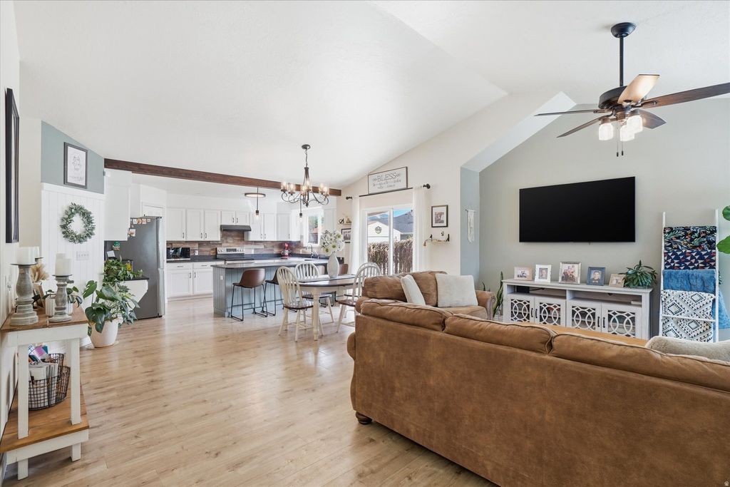 Photo of 638 W 2550 S, Perry, UT 84302 (MLS # 2150848)