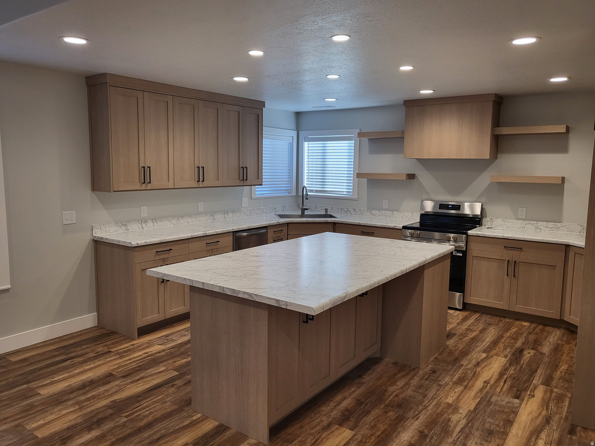 SADDLE CROSSING SUB - Residential