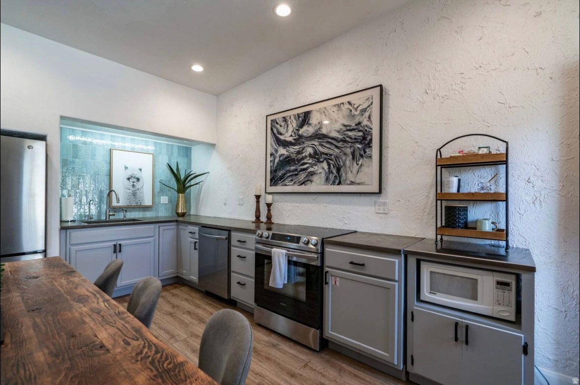 AMIRA AT GREEN VALLE - Residential