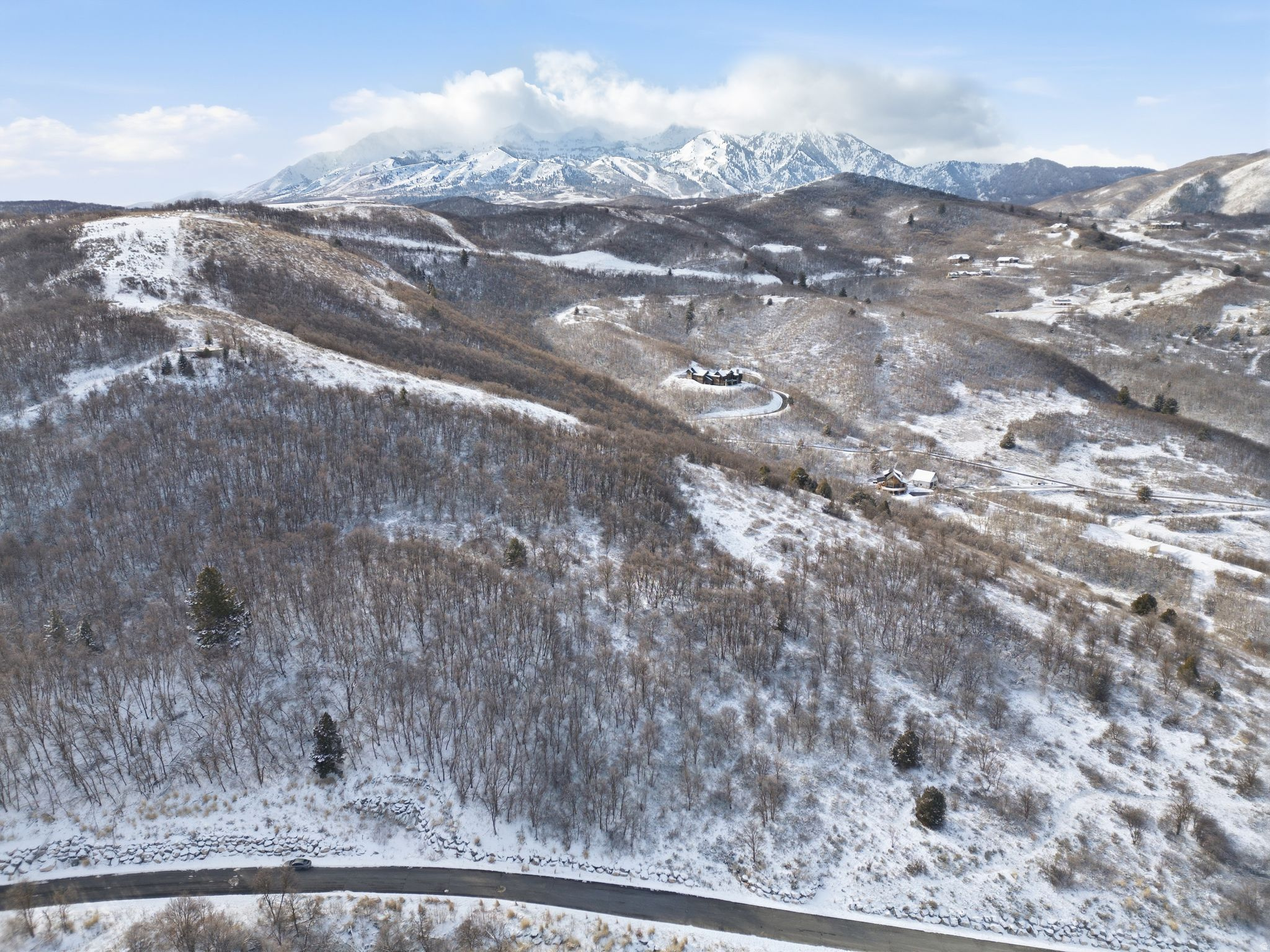 HAWKINS CREEK - Land