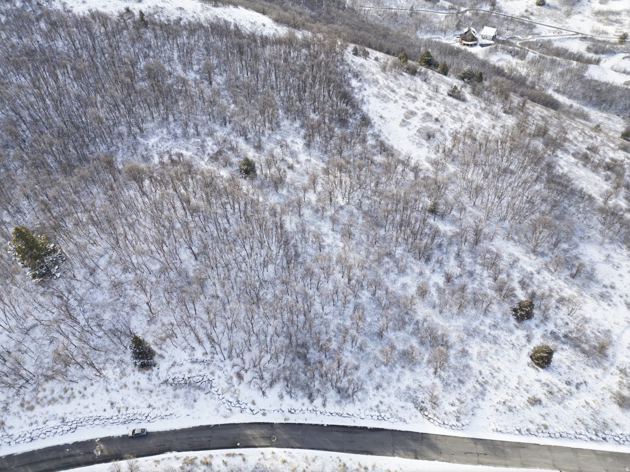 HAWKINS CREEK - Land