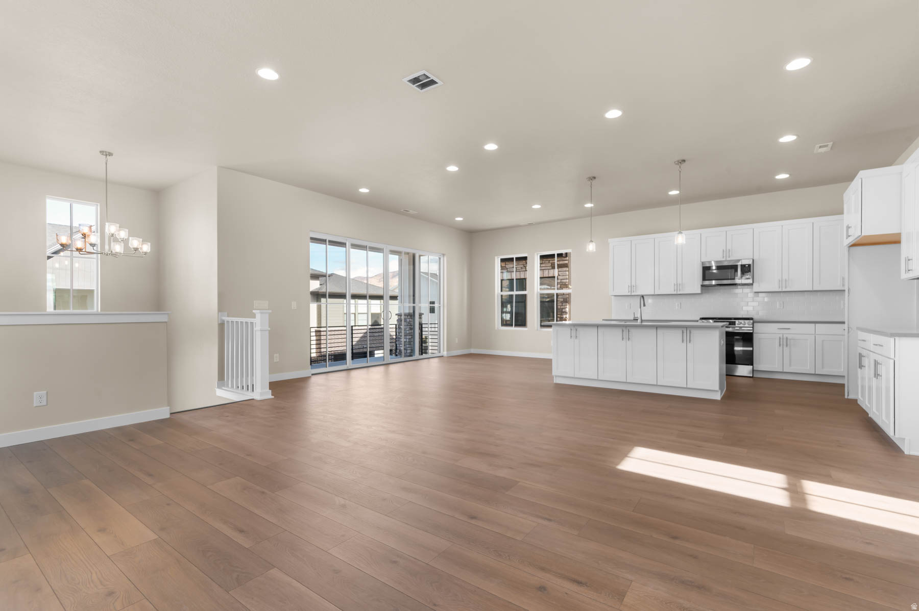 HOLBROOK E VILLAS 623 - Residential