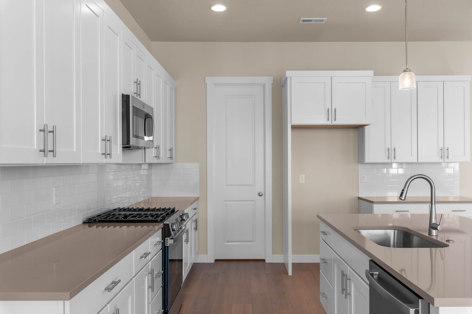 HOLBROOK E VILLAS 623 - Residential