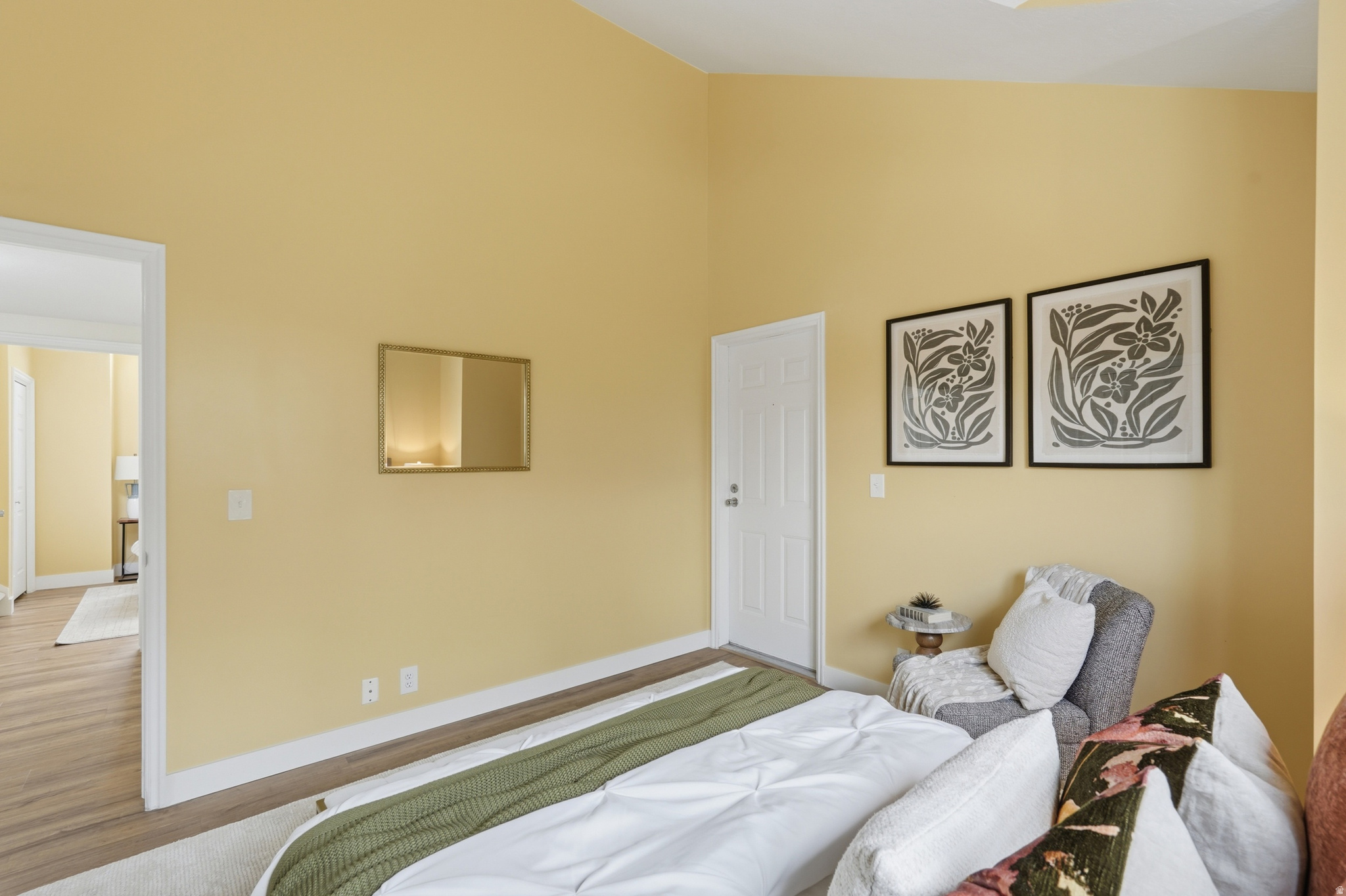 NEW ENGLAND CONDM - Residential