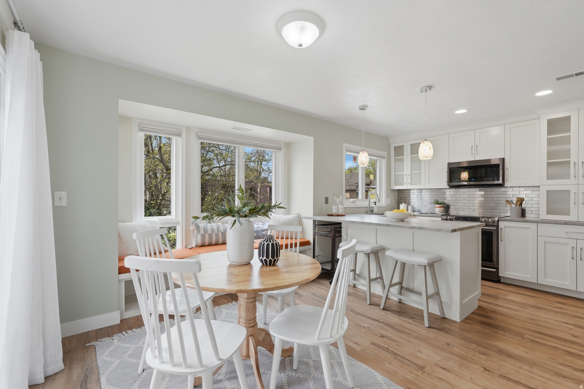 NEW ENGLAND CONDM - Residential