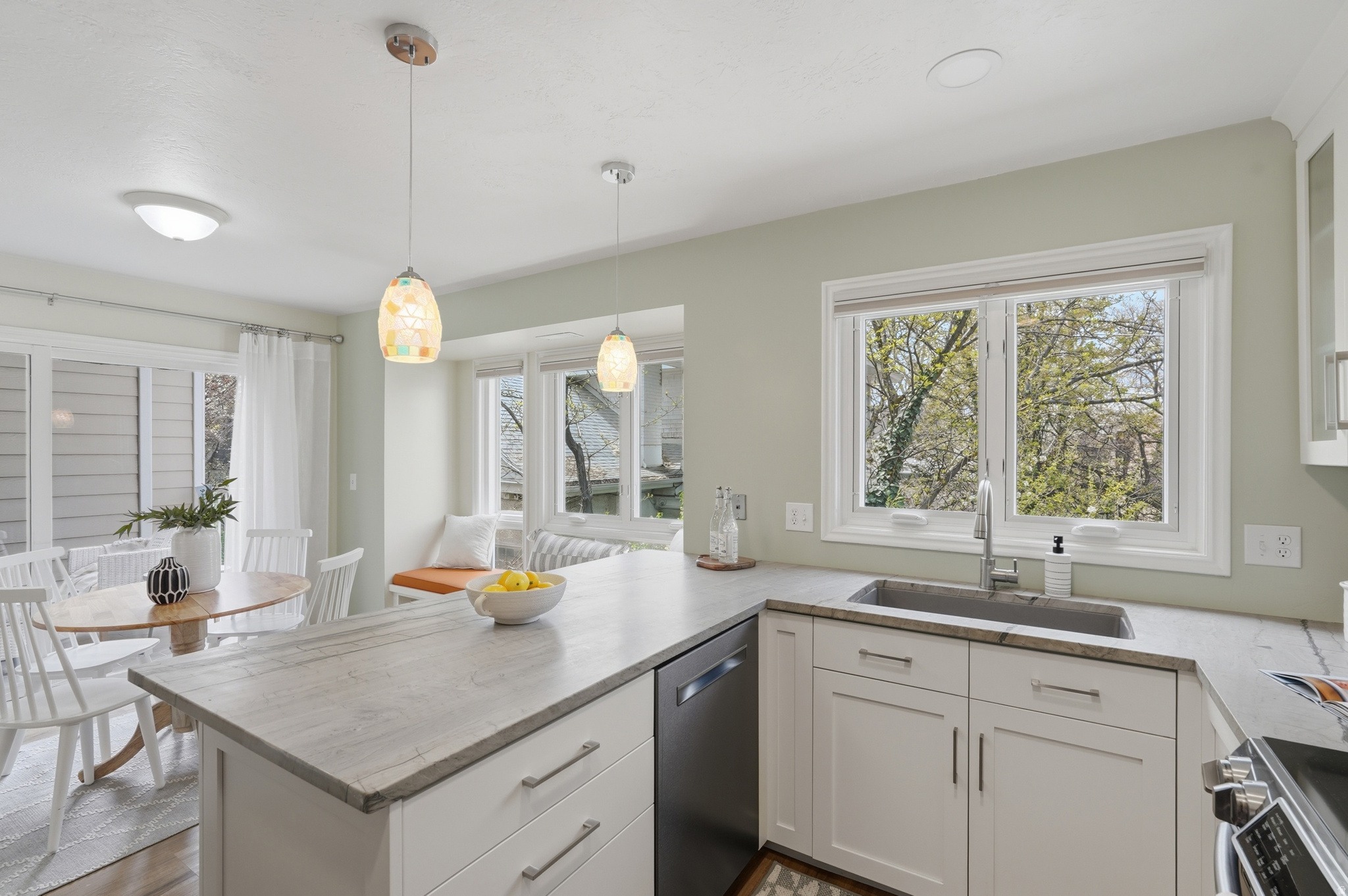 NEW ENGLAND CONDM - Residential