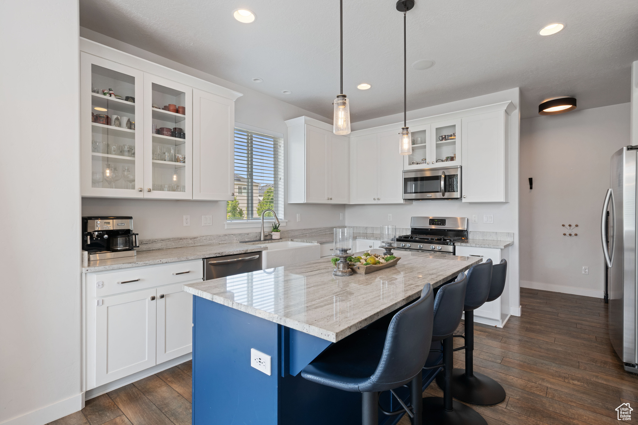 EAST RIVERWALK - Residential
