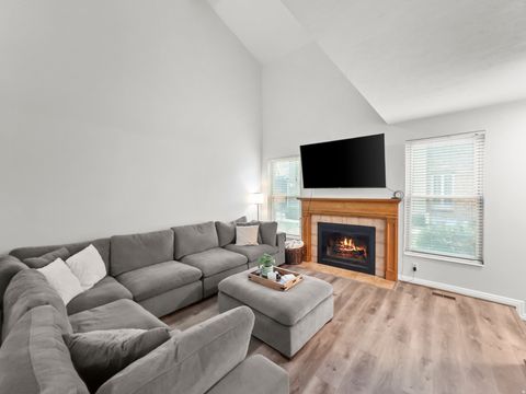 Tiny photo for 8732 S OAKWOOD CIR, Sandy, UT 84094 (MLS # 2132915)