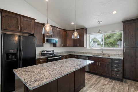 Tiny photo for 2215 W BONNIEBROOK S, Taylorsville, UT 84129 (MLS # 2129998)