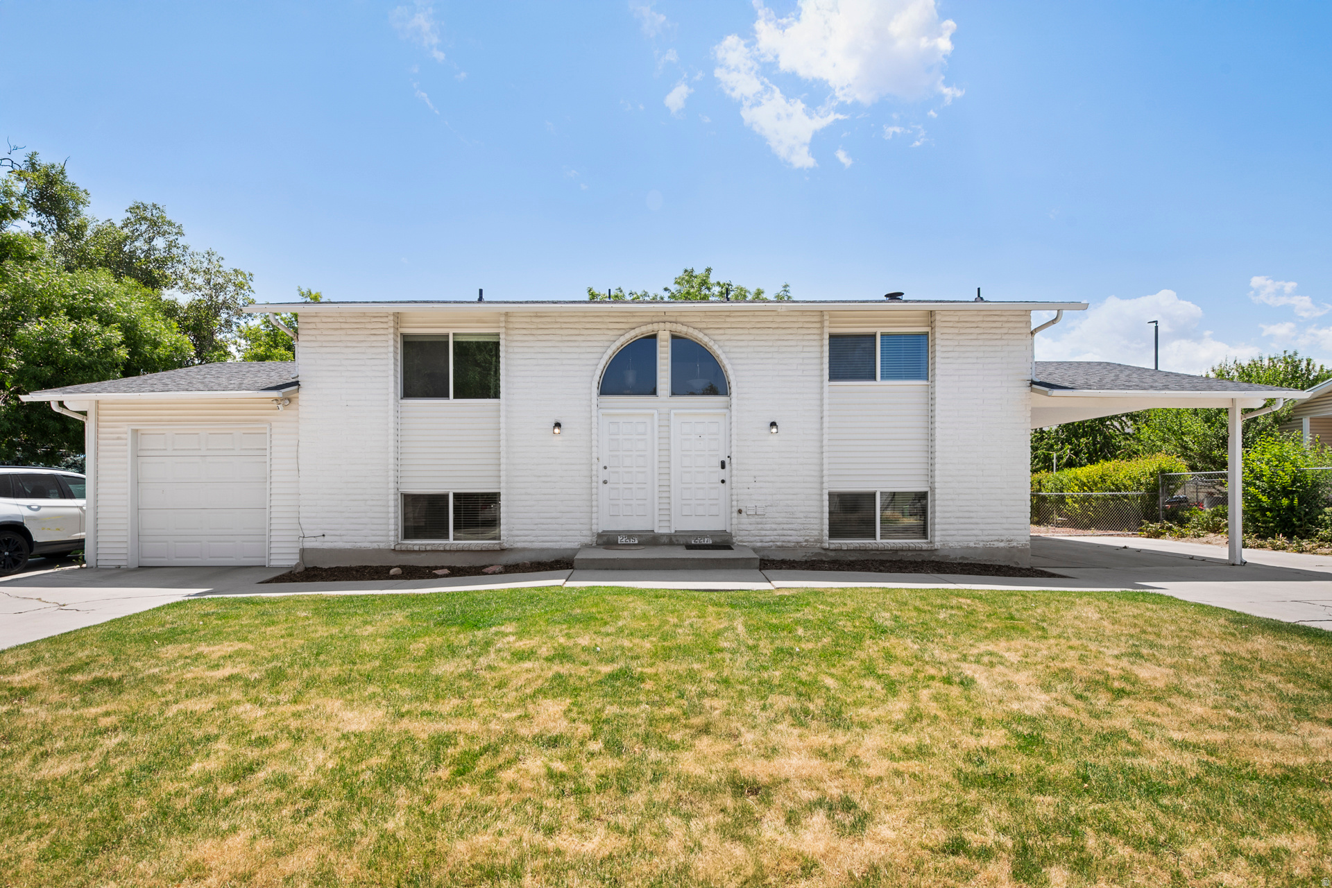 BONNIEBROOK ESTATES - Residential Income