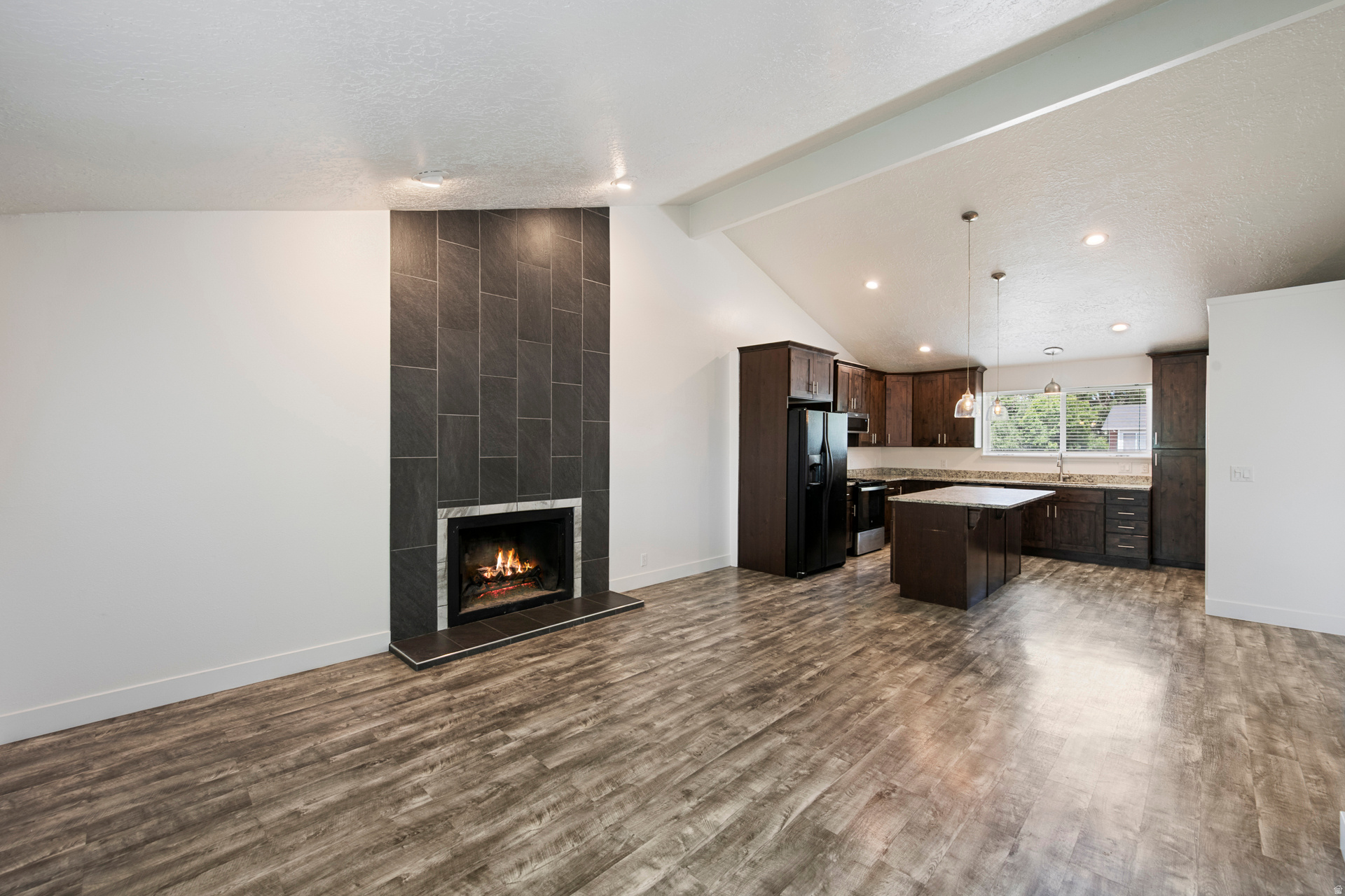 BONNIEBROOK ESTATES - Residential Income