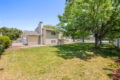 Tiny photo for 2215 W BONNIEBROOK S, Taylorsville, UT 84129 (MLS # 2129998)