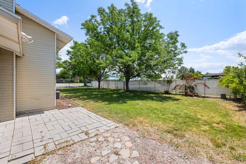 Tiny photo for 2215 W BONNIEBROOK S, Taylorsville, UT 84129 (MLS # 2129998)