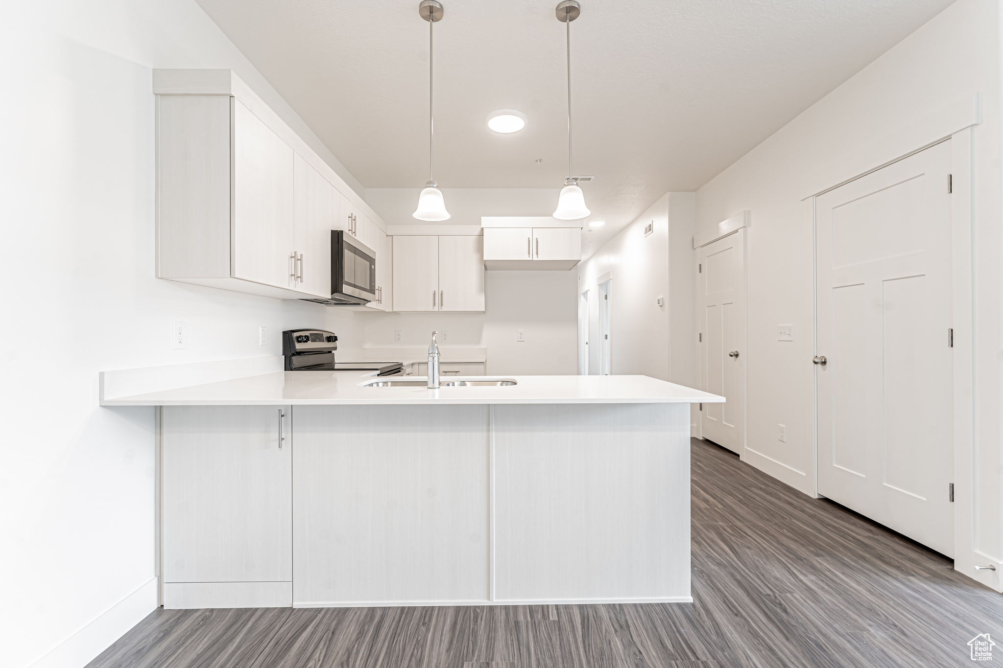 13688 S Hanley Ln #JJ303, Riverton, Utah image 5