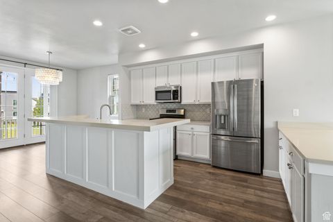 Tiny photo for 5371 W BOWSTRING WAY, South Jordan, UT 84009 (MLS # 2113337)