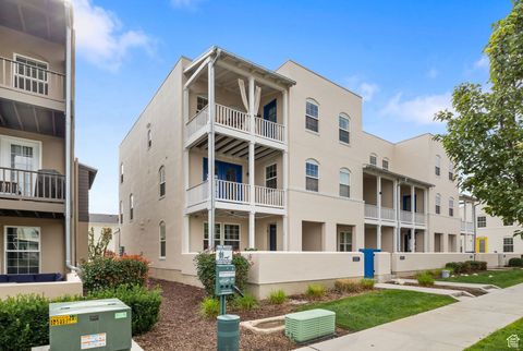 Tiny photo for 5371 W BOWSTRING WAY, South Jordan, UT 84009 (MLS # 2113337)