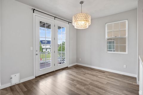 Tiny photo for 5371 W BOWSTRING WAY, South Jordan, UT 84009 (MLS # 2113337)