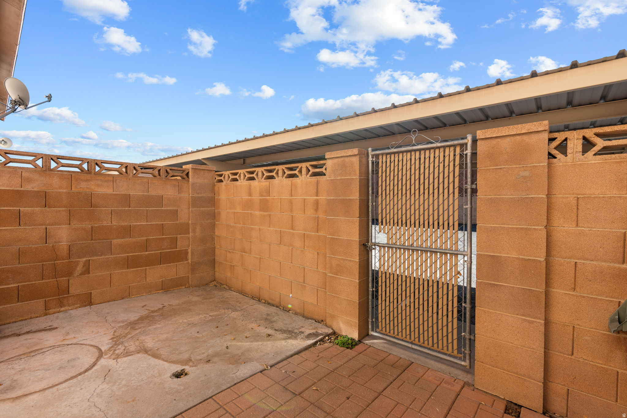 COLOR VIEW TH 1 - Residential