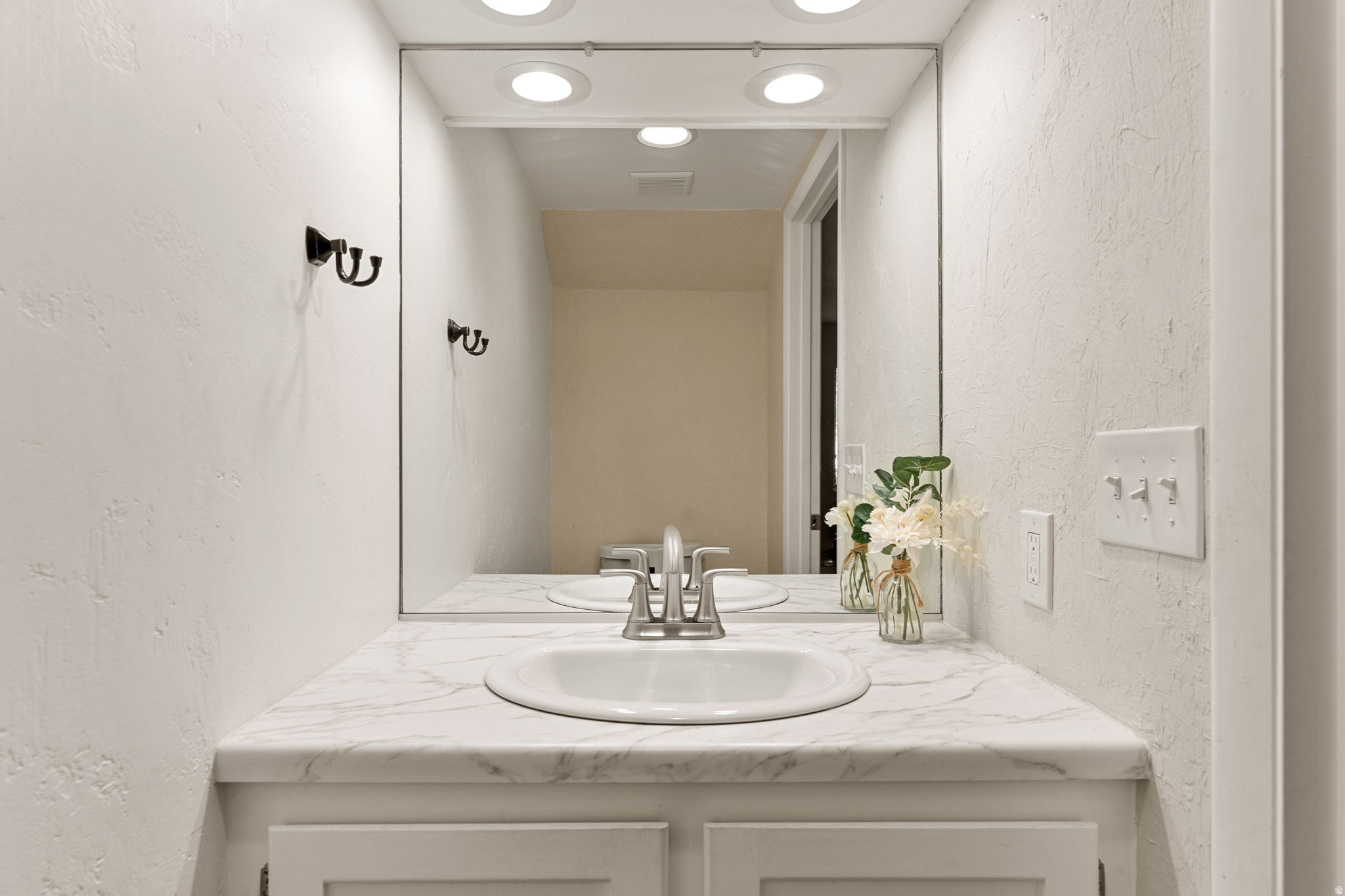 COLOR VIEW TH 1 - Residential