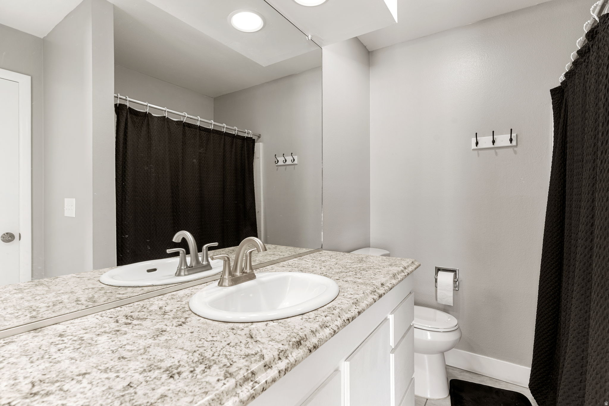 COLOR VIEW TH 1 - Residential